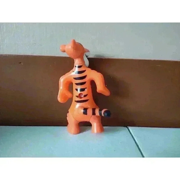 DISNEY WINNIE THE POOH TIGGER FUZZY BELLY 3” FIGURE CAKE TOPPER - Picture 3 of 5
